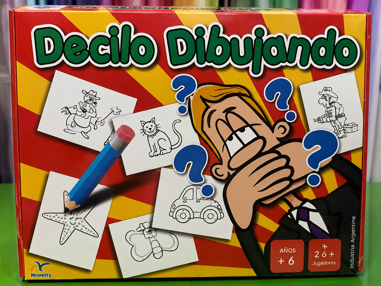 DECILO DIBUJANDO