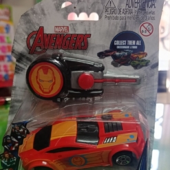 AUTO CON LANZADOR